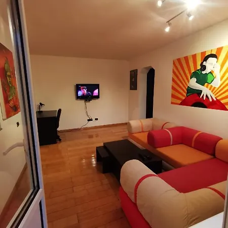 Apartment Comfy & Pleasant 10 Min Walk To Downtown Timisoara