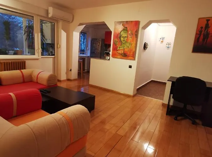 Lägenhet Comfy & Pleasant 10 Min Walk To Downtown *