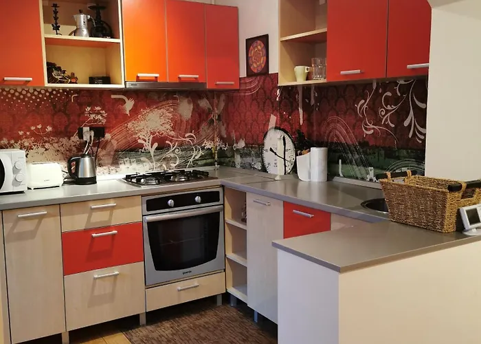 Comfy & Pleasant 10 Min Walk To Downtown *