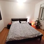Comfy & Pleasant 10 Min Walk To Downtown Apartmán Temešvár