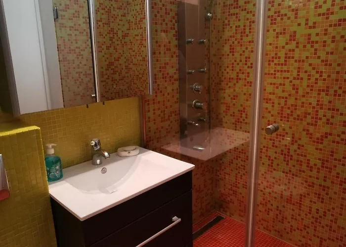 Comfy & Pleasant 10 Min Walk To Downtown Appartement