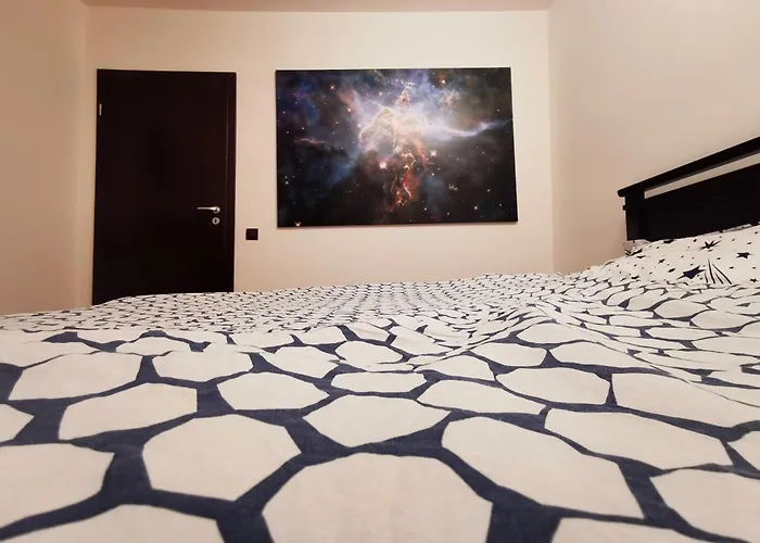 Appartement Comfy & Pleasant 10 Min Walk To Downtown Timişoara