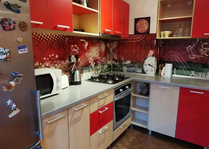 Comfy & Pleasant 10 Min Walk To Downtown *